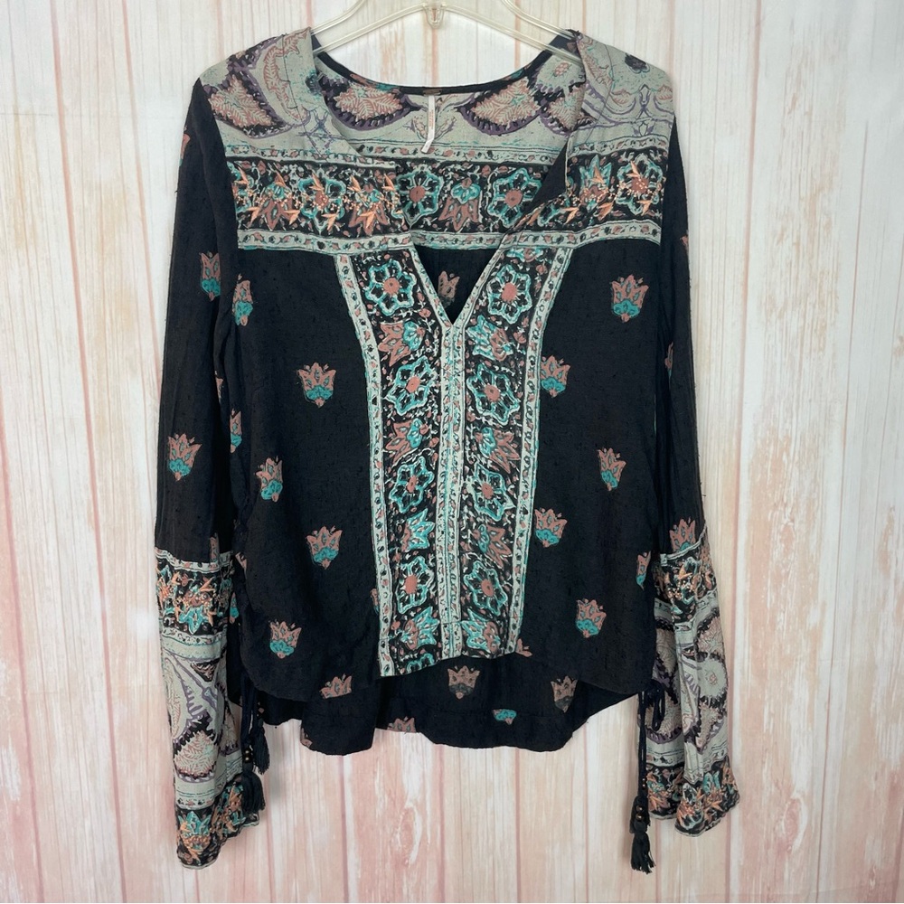 Free People Paisley Floral Embroidered Bell Sleeve Tunic Blouse (4)
